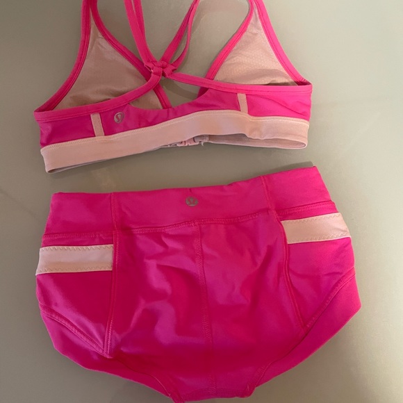 Lululemon Hot Yoga Outfit size 4 - Picture 2 of 6